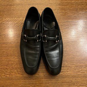 Ferragamo horsebit loafer, size 8.5 E UK/9.5 US